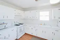 424 Trott Street, Oak Island, NC 28465 — 3-bedroom home in Yaupon Beach, Oak Island, NC, photo 17 of 52: 424 Trott St Oak Island NC-large-018-010