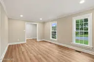 2214 Somerset Drive N, Wilson, NC 27893 — 4-bedroom home in Smith Properties, Wilson, NC, photo 10 of 37: 19-web-or-mls-DSC04599