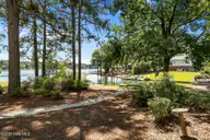 103 Edgewater Drive, West End, NC 27376 — 3-bedroom waterfront home in Seven Lakes North, West End, NC, photo 5 of 60: 57-web-or-mls-DSC07568