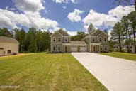 1021 Juniper Lake Road, West End, NC 27376 — 3-bedroom townhome, West End, NC, photo 2 of 39: 1021 Juniper Creek Rd-1