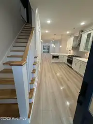 117 Seagate Place 117, Wilmington, NC 28403 — 5-bedroom townhome in Seagate Place, Wilmington, NC, photo 9 of 29: IMG_3271