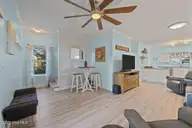 615 N New River Drive Apt D, Surf City, NC 28445 — 3-bedroom waterfront townhome in Hammock Cove Townhouses, Surf City, NC, photo 6 of 47: 42-web-or-mls-_RAD5020
