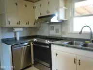 209 Complex Street, Tabor City, NC 28463 — 3-bedroom home, Tabor City, NC, photo 5 of 74: DSCN0793
