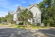 6031 Pine Laurel Drive, Wilmington, NC 28409 — 3-bedroom home in Shinnwood West, Wilmington, NC, photo 5 of 74: 4_DSC02921