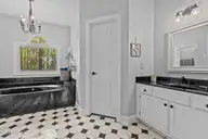 455 Clearfield Lane, Southern Pines, NC 28387 — 4-bedroom home in Sandhurst West, Southern Pines, NC, photo 22 of 49: Master Bathroom