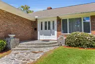 110 Balboa Court, New Bern, NC 28560 — 3-bedroom waterfront home in Neuse Harbour, New Bern, NC, photo 3 of 54: 110 Balboa Court