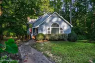 2239 Creekridge Drive, Rocky Mount, NC 27804 — 3-bedroom home in Creekridge, Rocky Mount, NC, photo 3 of 37: 007-2239CreekridgeDrive-RockyMount-NC-27