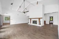 152 Edgewater Lane, Wilmington, NC 28403 — 4-bedroom waterfront home in Edgewater, Wilmington, NC, photo 15 of 41