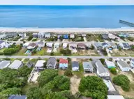 1616 E Dolphin Drive, Oak Island, NC 28465 — 4-bedroom waterfront home in Long Beach, Oak Island, NC, photo 12 of 55: Kahunaphoto.com--16