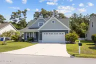 223 Taylorwood Drive, Beaufort, NC 28516 — 4-bedroom home in Beaufort Club, Beaufort, NC, photo 4 of 55: 45-web-or-mls-1S3A9665