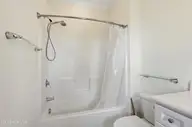 105 Winston Avenue Unit A, Atlantic Beach, NC 28512 — 2-bedroom condo in Triple Ess Shores, Atlantic Beach, NC, photo 13 of 37: 2nd Floor Primary Bath
