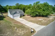 2520 Sloop Point Road, Hampstead, NC 28443 — 3-bedroom home, Hampstead, NC, photo 2 of 70: untitled--2