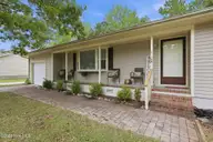 109 Bells Court, Havelock, NC 28532 — 3-bedroom home in Westbrooke, Havelock, NC, photo 3 of 40: 14-web-or-mls-0C0A4148