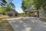 902 Rollingwood Drive NW, Wilson, NC 27896 — 3-bedroom home in Waterford, Wilson, NC, photo 6 of 35: DSC05406