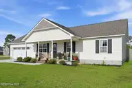305 Basil Court, Hubert, NC 28539 — 3-bedroom home in Sagewood, Hubert, NC, photo 2 of 37: 2-web-or-mls-02