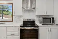 908 Palmer Drive, Calabash, NC 28467 — 3-bedroom manufactured home in Village At Calabash, Calabash, NC, photo 16 of 45