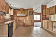 6 6, Wilmington, NC 28411 — lot, Wilmington, NC, photo 13 of 40: Kitchen