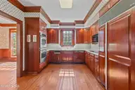 1946 S Live Oak Parkway, Wilmington, NC 28403 — 5-bedroom home in Oleander Estates, Wilmington, NC, photo 18 of 73: 16_kitchen