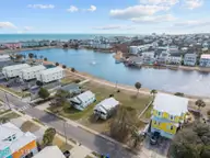305 Atlanta Avenue, Carolina Beach, NC 28428 — 2-bedroom waterfront home in Heart of Carolina Beach, Carolina Beach, NC, photo 4 of 69: Atlanta Ave (25)