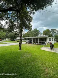 5330 Masonboro Loop Road, Wilmington, NC 28409 — 4-bedroom home, Wilmington, NC, photo 4 of 6: IMG_4755