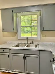 1316 Manchester Road, Kinston, NC 28504 — 3-bedroom home in Old Farm, Kinston, NC, photo 8 of 20: IMG_2518