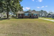 107 Knight Place, Jacksonville, NC 28546 — 3-bedroom home in Windsor Manor, Jacksonville, NC, photo 1 of 28: DSC00434