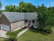 5875 Lycia Lane SW, Ocean Isle Beach, NC 28469 — 3-bedroom home in Crownstream, Ocean Isle Beach, NC, photo 2 of 25