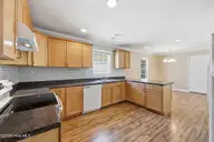 1812 Greensboro Street, New Bern, NC 28560 — 3-bedroom home in Sunnyside, New Bern, NC, photo 11 of 38: 18-web-or-mls-0C0A6011