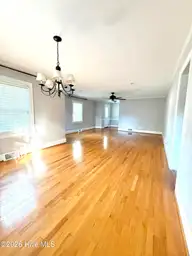 2106 Southview Drive, Greenville, NC 27858 — 4-bedroom home in Sheraton Place, Greenville, NC, photo 3 of 20: IMG_4470