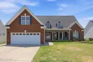2822 Sunny Vale Drive, Winterville, NC 28590 — 4-bedroom home in Summer Winds, Winterville, NC, photo 3 of 34: 3-web-or-mls-IMG_4147