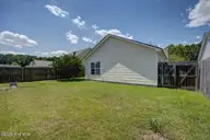 4713 Corena Drive, New Bern, NC 28562 — 3-bedroom home in Planters Ridge, New Bern, NC, photo 24 of 36: 09-4713_Corena-28