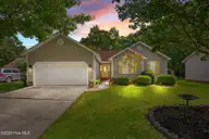 210 Monterey Circle, New Bern, NC 28562 — 3-bedroom home in Village in the Woods, New Bern, NC, photo 1 of 49: 210 Monterey Circle - MAIN