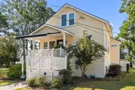 1039 Bayview Road, Bath, NC 27808 — 3-bedroom waterfront home in Bayview, Bath, NC, photo 4 of 41: 2-web-or-mls-LHV_5736