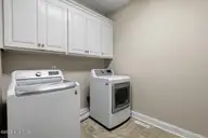 206 Creekside Drive, Goldsboro, NC 27534 — 3-bedroom home in Creekside, Goldsboro, NC, photo 16 of 20: 38-206 Creekside Dr-38