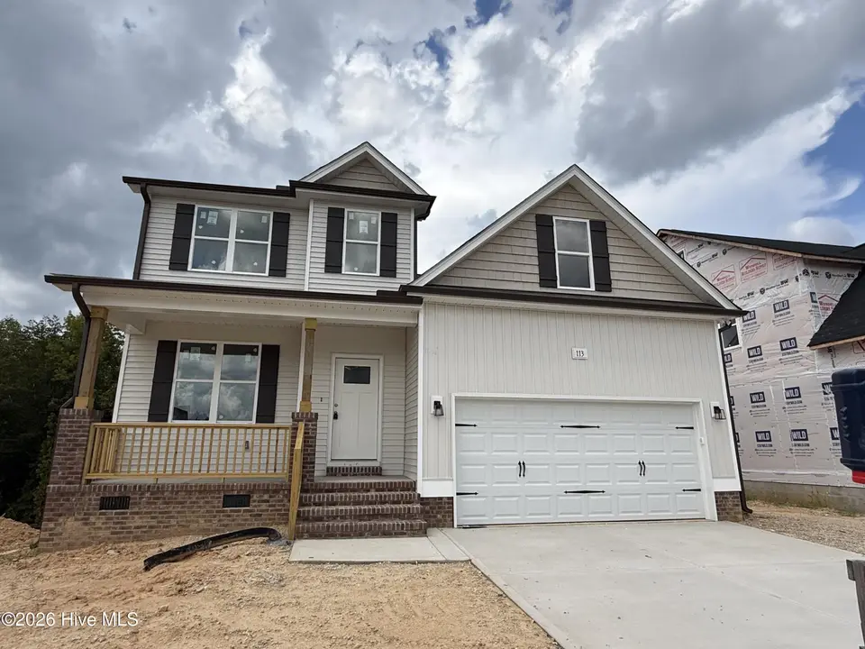 113 Cinnabar Street, Clayton, NC 27520 — 4-bedroom home in Riverwood Ranch, Clayton, NC, photo 1 of 23: IMG_3208