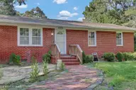 122 E Brandywine Circle E, Wilmington, NC 28411 — 4-bedroom home in Brandywine, Wilmington, NC, photo 2 of 28