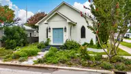 1300 Evans Street, Morehead City, NC 28557 — 4-bedroom waterfront home in The Promise Land, Morehead City, NC, photo 2 of 53: 1300 Arendell St. Front of View