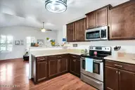 4240 Cherry Laurel Drive SE, Southport, NC 28461 — 2-bedroom home in Mariner's Pointe, Southport, NC, photo 12 of 43