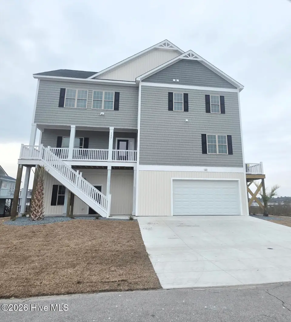 157 Big Hammock Point Road, Sneads Ferry, NC 28460 — 4-bedroom waterfront home in Pelican Point, Sneads Ferry, NC, photo 1 of 59