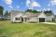117 N Rabbit Run Drive, Smithfield, NC 27577 — 3-bedroom home, Smithfield, NC, photo 3 of 35: 05-117 N Rabbit Run Dr-5
