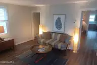 855 Pasteur Street, New Bern, NC 28560 — 3-bedroom home, New Bern, NC, photo 6 of 35: Barnes.5