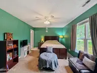 610 Wolverine Place, Jacksonville, NC 28546 — 3-bedroom home in Fox Run, Jacksonville, NC, photo 20 of 43: Primary Bedroom