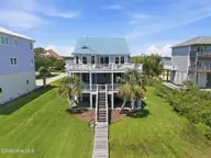 158 Big Hammock Point Road, Sneads Ferry, NC 28460 — 5-bedroom waterfront home in Pelican Point, Sneads Ferry, NC, photo 11 of 56