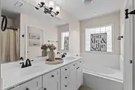 4809 W Grove Drive, Wilmington, NC 28409 — 4-bedroom home in Masonboro Woods, Wilmington, NC, photo 21 of 40: Bathroom (11)