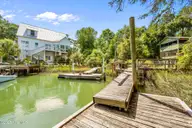 802 Sound View Drive, Hampstead, NC 28443 — 3-bedroom waterfront home in Washington Acres, Hampstead, NC, photo 4 of 66: 5772837C-DDBA-405F-88ED-E88FCA29D830_1_2
