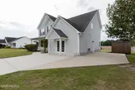 383 Francktown Road, Richlands, NC 28574 — 3-bedroom home in Lafayette Place, Richlands, NC, photo 2 of 32: 6FRONT