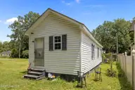 306 Short Street, Kinston, NC 28501 — 2-bedroom home, Kinston, NC, photo 10 of 10: 30-web-or-mls-IMG_2598