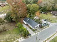 603 N Adkin Street, Kinston, NC 28501 — 3-bedroom home, Kinston, NC, photo 5 of 28: 6-web-or-mls-DJI_0525