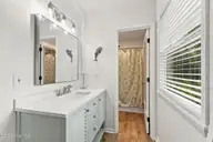118 Periwinkle Drive, Emerald Isle, NC 28594 — 3-bedroom home in Shell Cove, Emerald Isle, NC, photo 17 of 39: 18 Master bathroom