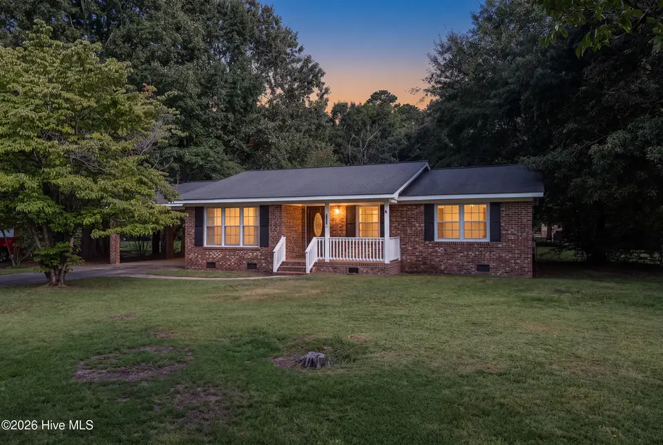 6618 Church Street, Grifton, NC 28530 — 3-bedroom home in Country Club Hills, Grifton, NC, photo 1 of 43: 6618_Church-1